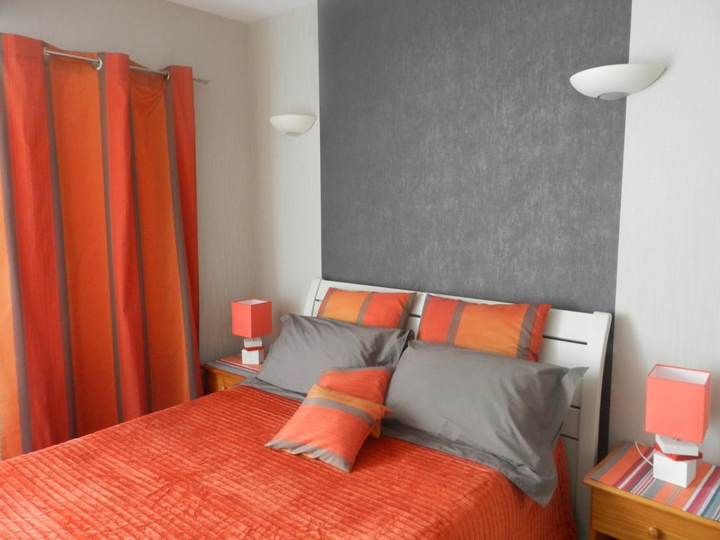Aux Portes De Rennes Ch. D'Hotes Chartres-de-Bretagne Ruang foto